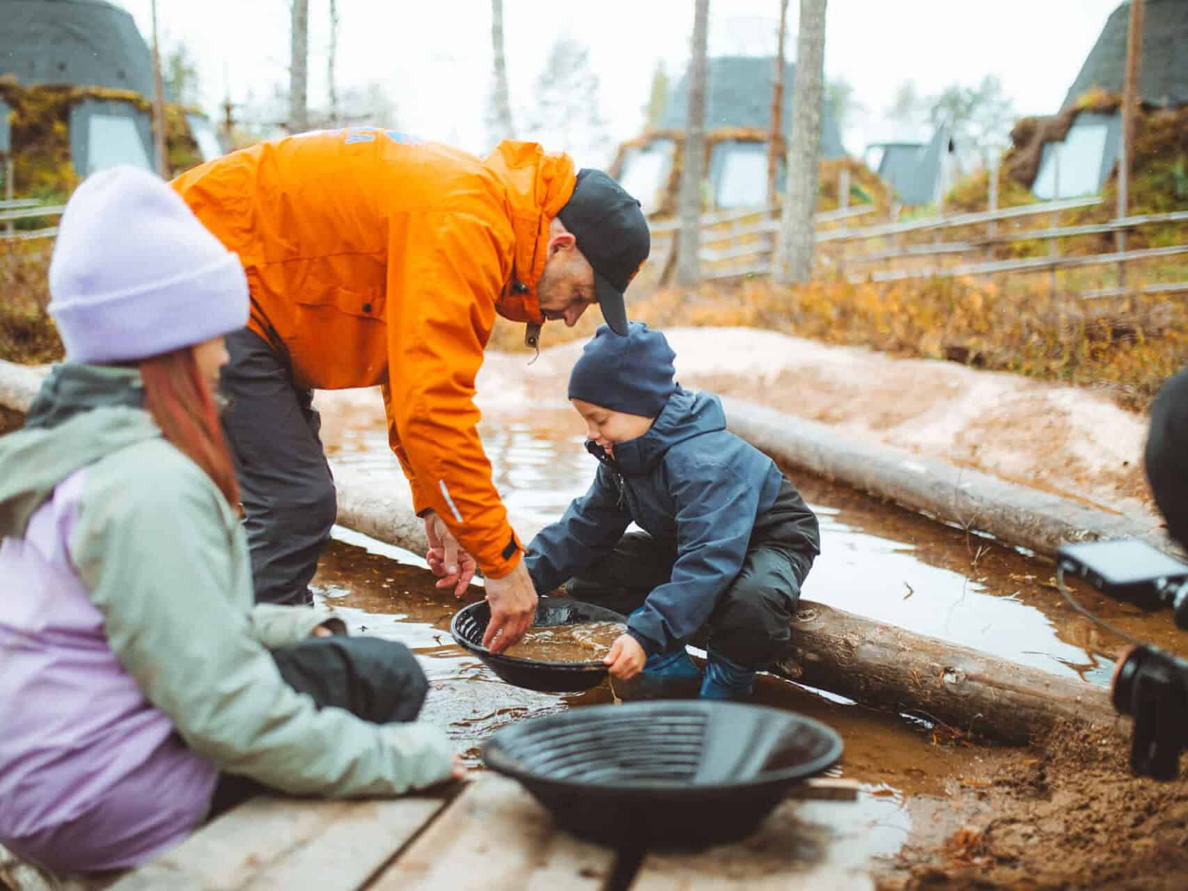 gold panning families autumn apukka resort Rovaniemi lapland finland