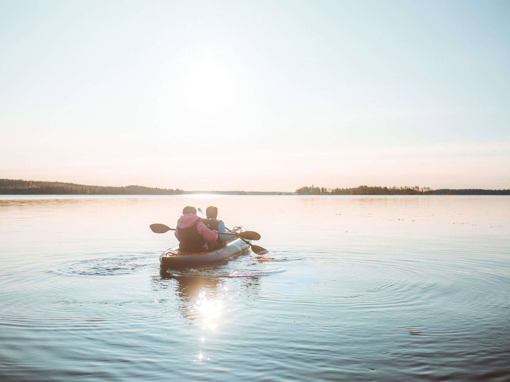Kayaking apukka resort rovaniemi lapland finland